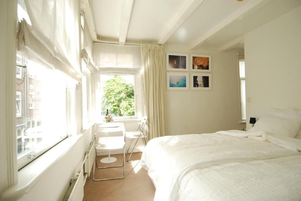 B&B Jordaan Corner อัมสเตอร์ดัม ภายนอก รูปภาพ